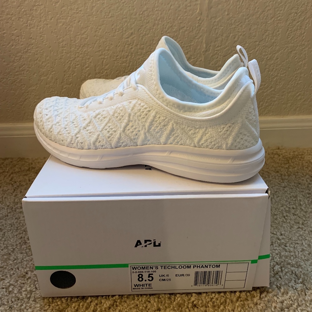 APL phantom techloom All White